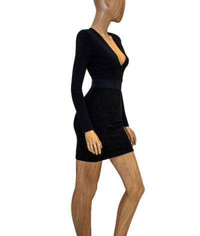 Alice + Olivia Clothing XS | Size 0 Deep V-Neck Long Sleeve Cocktail Dress