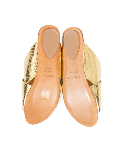 Forte_Forte Shoes Small | US 7 Gold Flat Sandals