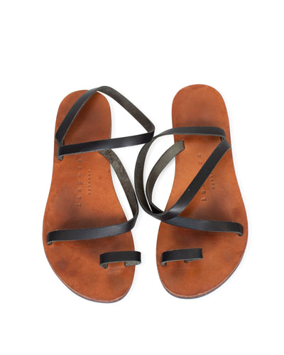 isapera Shoes Medium | US 7 Black "Foam" Sandals