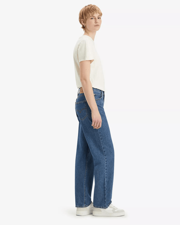 levi-strauss-clothing-medium-