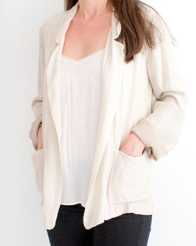 Raquel Allegra Clothing Medium | 2 Ivory Silk Blazer
