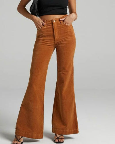 Rolla's Clothing Medium | US 28 "Eastcoast Flare" Corduroy Pants