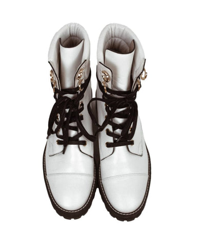Stuart Weitzman Shoes XS | US 6 Cracked Patent Leather Ankle Boots