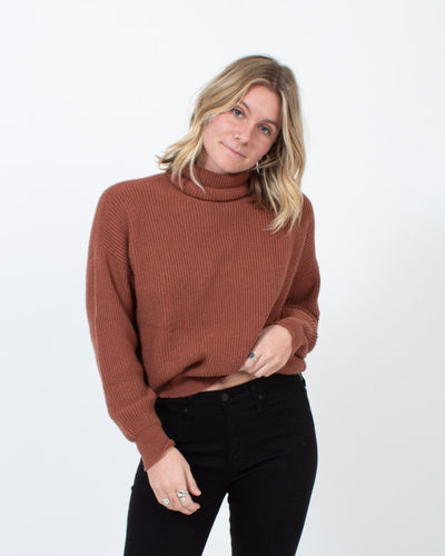 Velvet by Graham & Spencer Clothing XS Dolman Sleeve Turtleneck