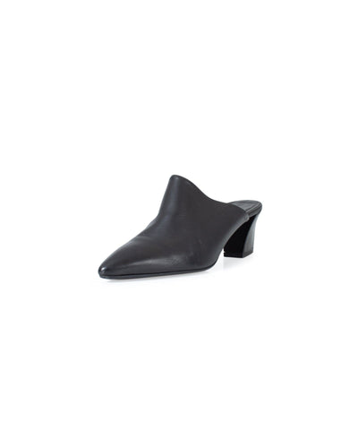 AGL Shoes Small | US 6 Black Pointed Toe Mules