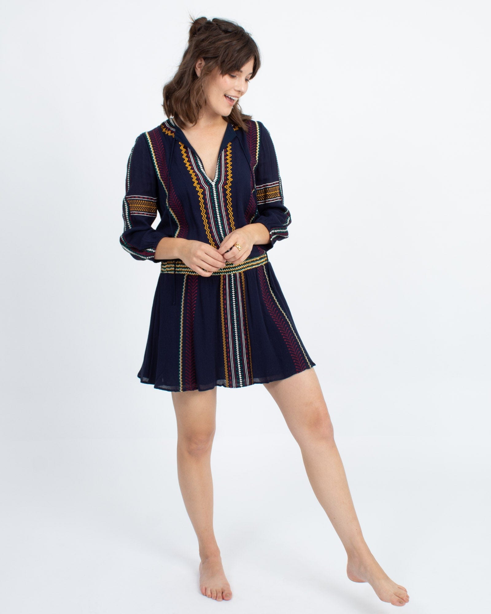Alice + Olivia Clothing Small | US 4 Colorful Embroidered Dress