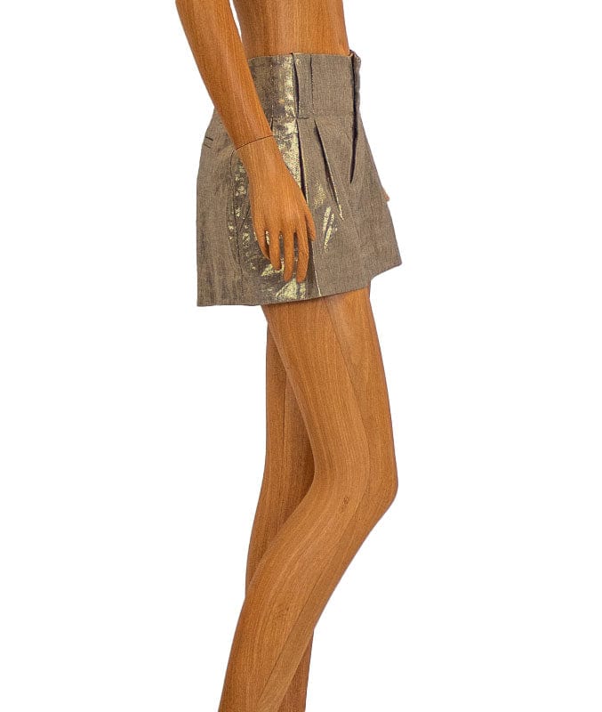Alice + Olivia Clothing XS | US 2 Metallic Gold Toned Shorts