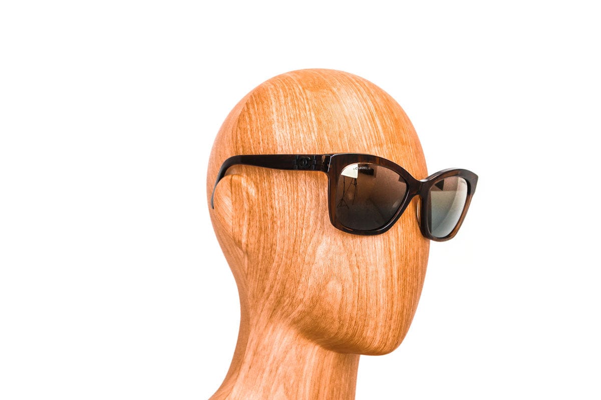 Chanel Accessories One Size Mirrored Cat-Eye Sunglasses