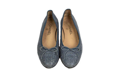 Chanel Shoes Medium | US 8 I IT 38 Coated Ballet Flats