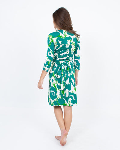 Diane Von Furstenberg Clothing XS | US 2 Printed Wrap Dress