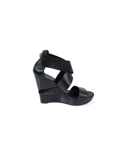 Diane Von Furstenberg Shoes Small | US 7.5 Black Wooden Wedge Sandals