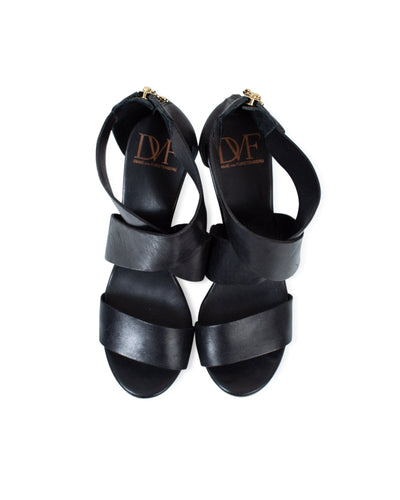 Diane Von Furstenberg Shoes Small | US 7.5 Black Wooden Wedge Sandals