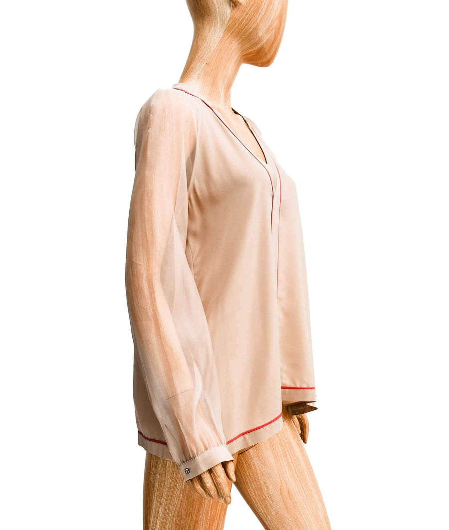 Elizabeth and James Clothing Medium Long Sleeve V-Neck Blouse