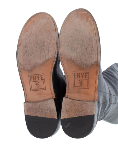 FRYE Shoes Medium | US 8 Black Flat Boots