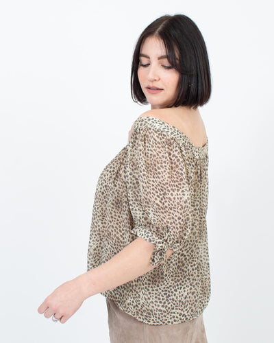 Love Stitch Clothing Medium Printed Button Down Blouse