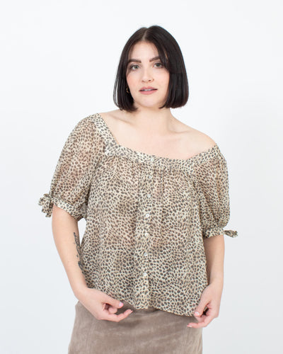 Love Stitch Clothing Medium Printed Button Down Blouse