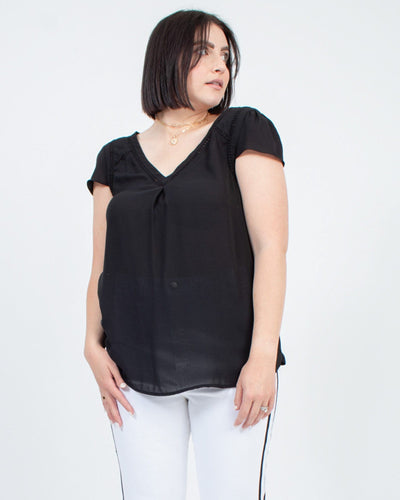 Maeve Clothing Medium | US 6 Black V-neck Blouse