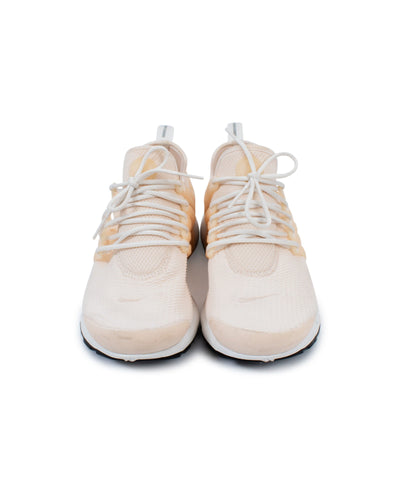 Nike Shoes Small | US 7 Low Top Sneakers