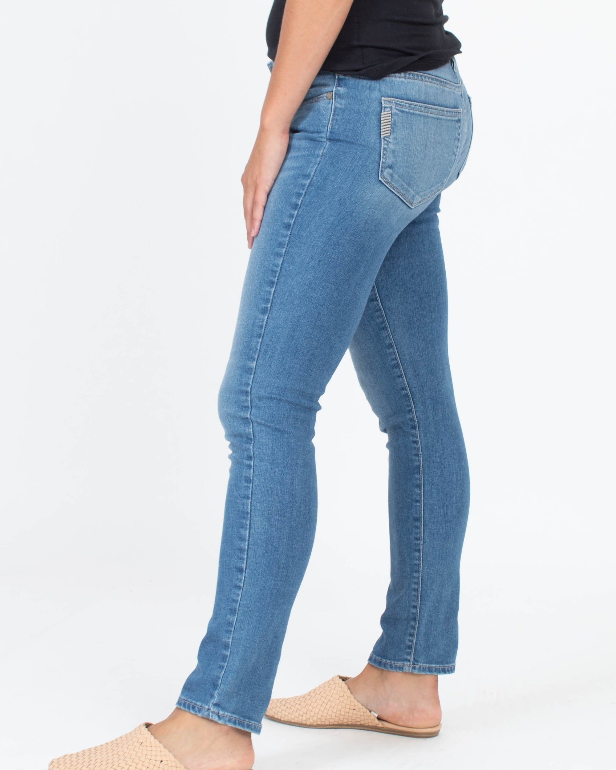 Paige skyline ankle skinny hot sale jeans