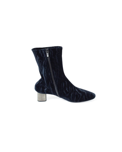 Robert Clergerie Shoes Medium | US 9 Textured Ankle Boots
