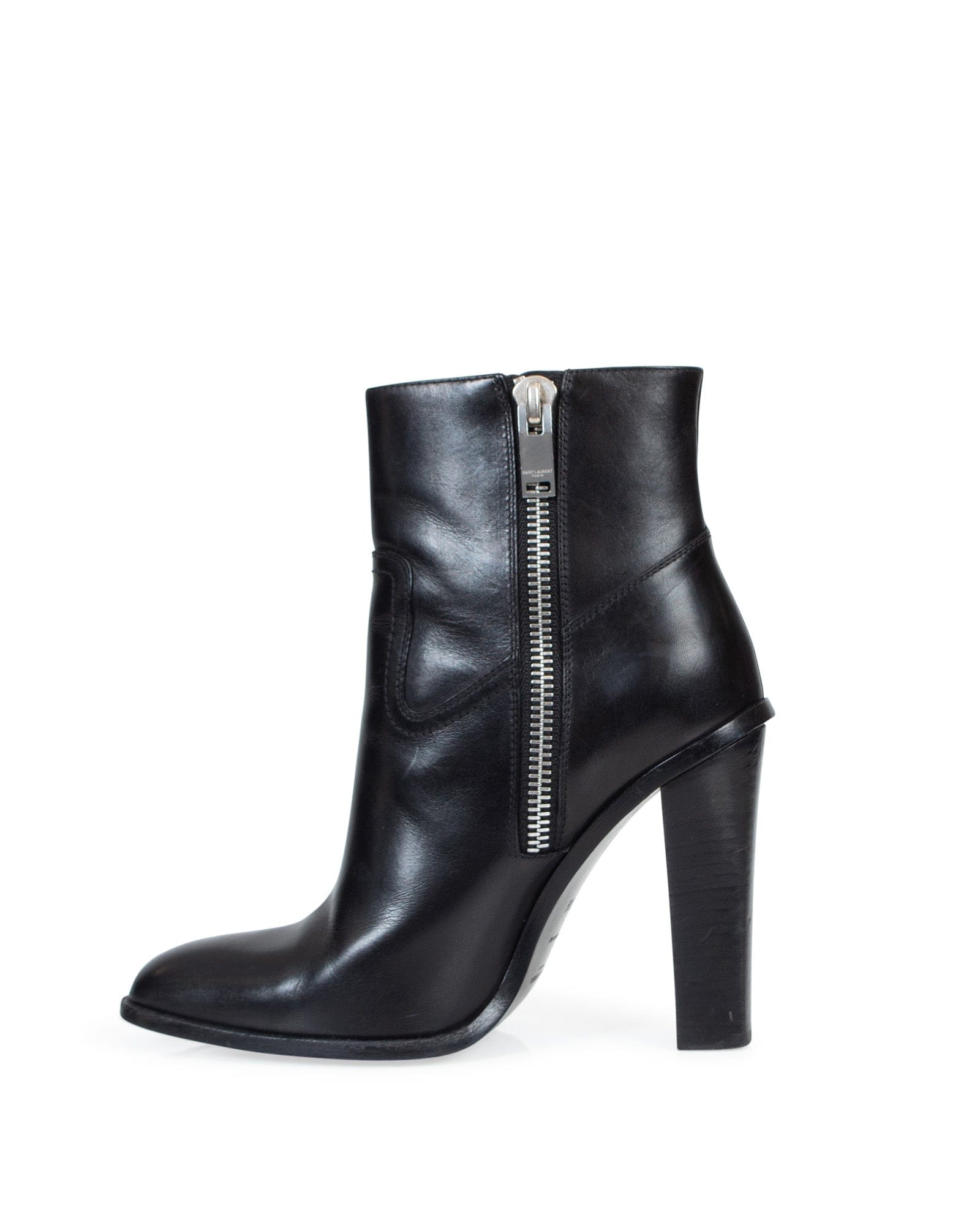 Leather Flat Moto Boot - The Revury