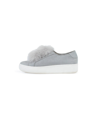 Steve Madden Shoes Medium | US 9 Pom Pom Slide On Sneakers