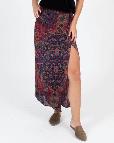 Stone Cold Fox Clothing XS | US 2 Printed Silk Skirt