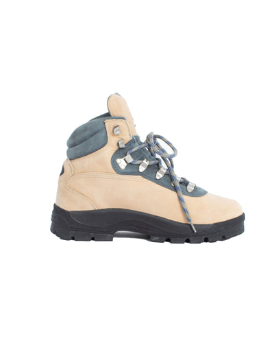 The North Face Shoes Medium | US 8.5 Trail Hiking Boot