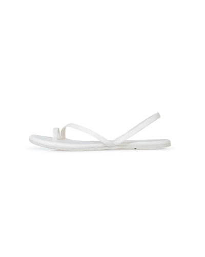 TKEES Shoes Small | US 6 Cream Flat Sandals