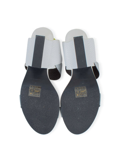 UN United Nude Shoes Medium | US 9 Textured Low Heel Sandals