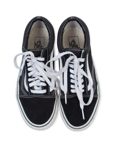 Vans Shoes Medium | US 8.5 Classic Low Top Sneaker