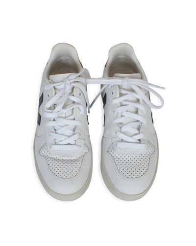 Veja Shoes Small | US 7 "V-10" Low Top Sneakers