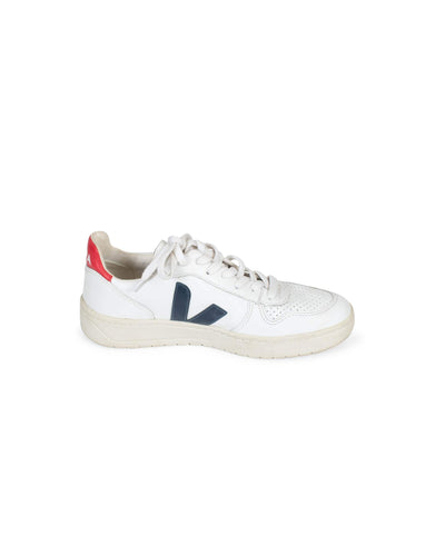 Veja Shoes Small | US 7 "V-10" Sneaker
