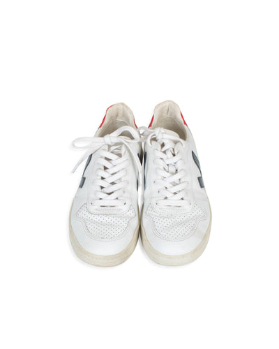 Veja Shoes Small | US 7 "V-10" Sneaker
