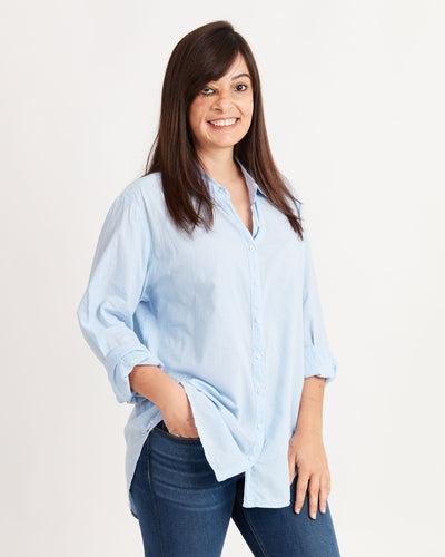 XíRENA Clothing Medium Light Blue Button Down
